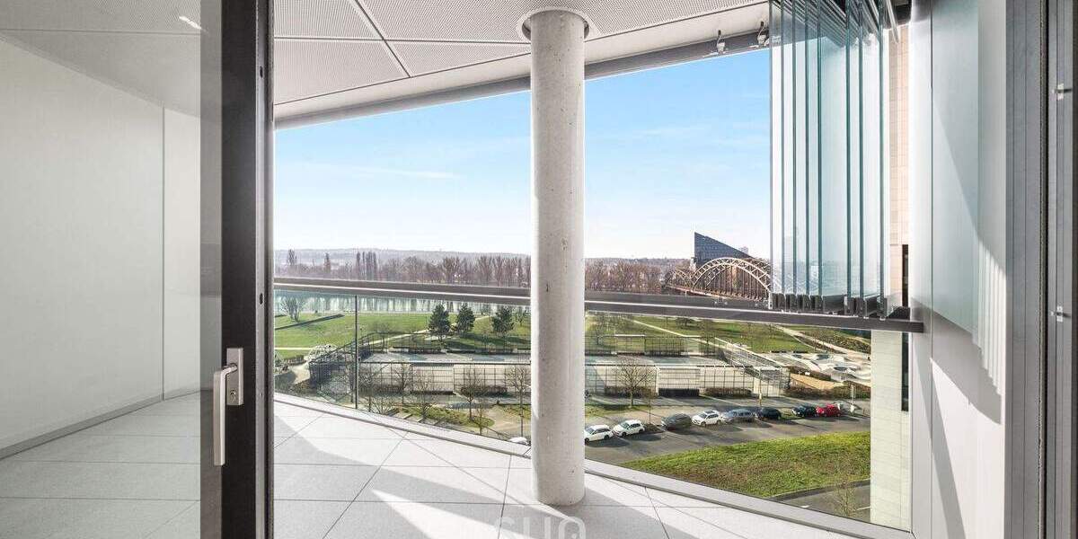 Etagenwohnung Frankfurt am Main Ostend - 2 Zimmer, 64 m&sup2;, 1.850&euro; | Angebot:25737615