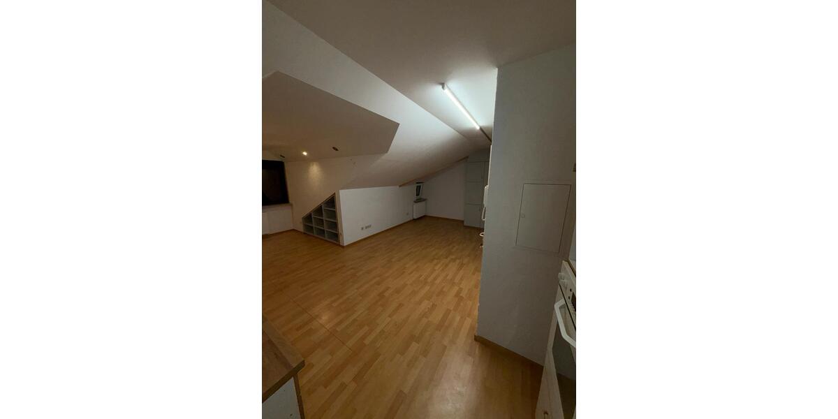 Dachgeschoßwohnung Darmstadt Darmstadt-Nord - 1 Zimmer, 55 m&sup2;, 550&euro; | Angebot:25592143