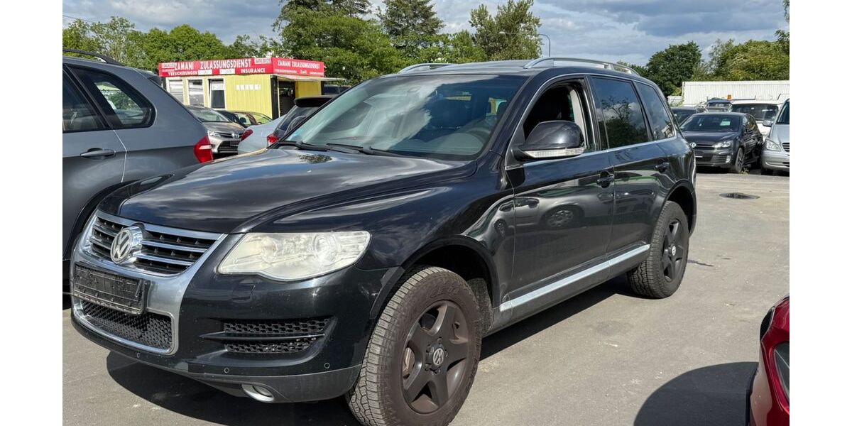 VW Touareg 275.500 km 5.999 &euro; Frankfurt 60486