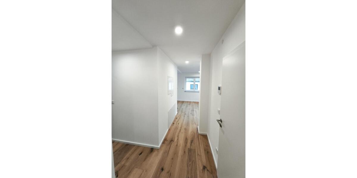 Dachgeschoßwohnung Frankfurt am Main Oberrad - 2 Zimmer, 62 m&sup2;, 1.450&euro; | Angebot:25405864