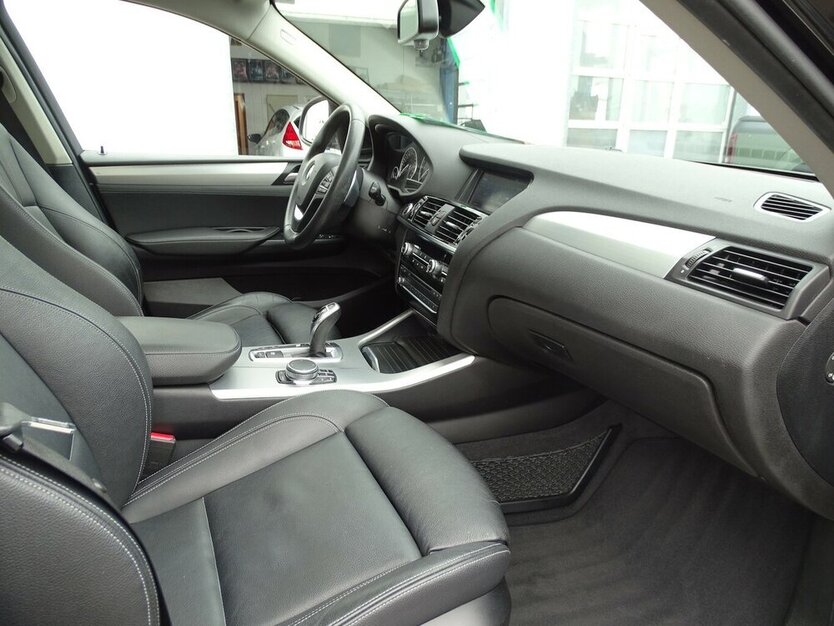 X4 xDrive 30 d xLine Navi, PDC, Head-Up, AHK, DAP,
