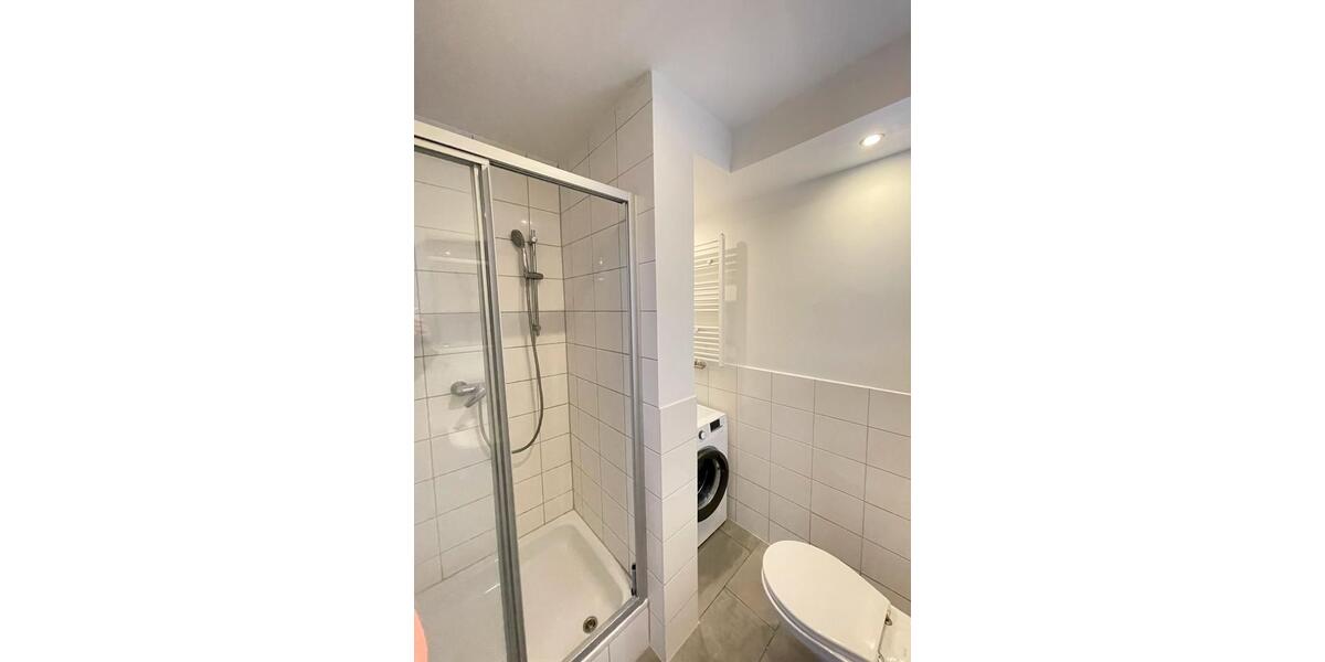 Sanierte 1-Zi Wohnung in zentraler Lage 1 zimmer