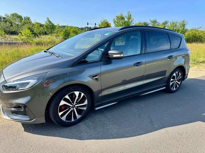 S-Max