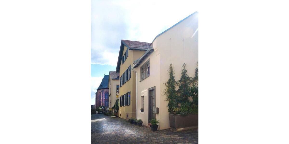 Reihenhaus Frankfurt am Main Unterliederbach - 1 Zimmer, 62 m&sup2;, 1.490&euro; | Angebot:26023321