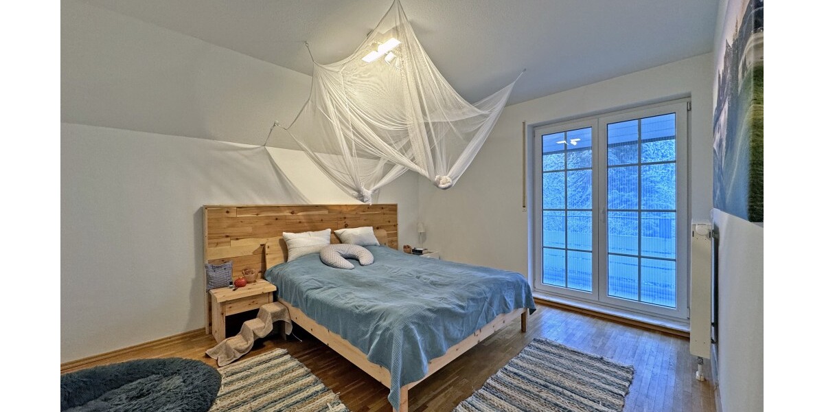 *Langenhain* Gepflegte Doppelhaushälfte in ruhiger Lage mit Nähe zum Wald* - Doppelhaushälfte Hofheim | Angebot:19018645