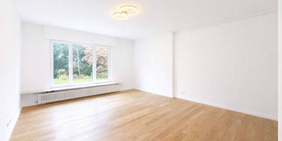 Einfamilienhaus Frankfurt am Main Praunheim - 8 Zimmer, 256 m&sup2;, 1.250.000&euro; | Angebot:26187656
