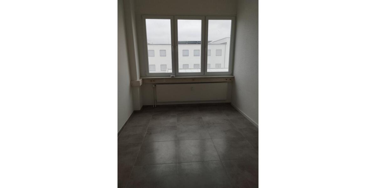 Etagenwohnung Roßdorf - 3 Zimmer, 105 m&sup2;, 1.100&euro; | Angebot:25639126