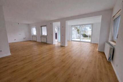Wohnung Rodgau - 4 Zimmer, 117 m&sup2;, 2.200&euro; | Angebot:26630962
