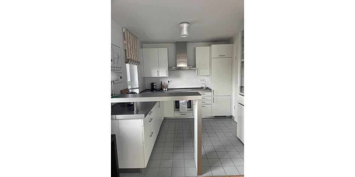 Einfamilienhaus Frankfurt am Main Gutleutviertel - 4 Zimmer, 141 m&sup2;, 2.900&euro; | Angebot:25613825