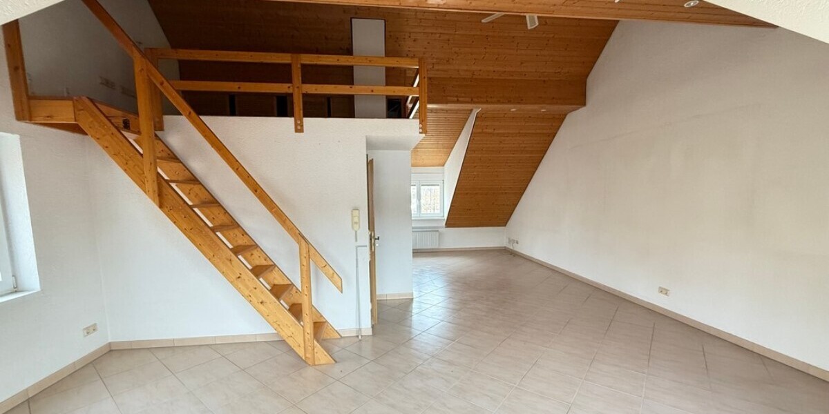 Schwalbach: Reihenendhaus mit viel Platz und großem Garten für Ihre Familie - Reihenendhaus Schwalbach | Angebot:27108464