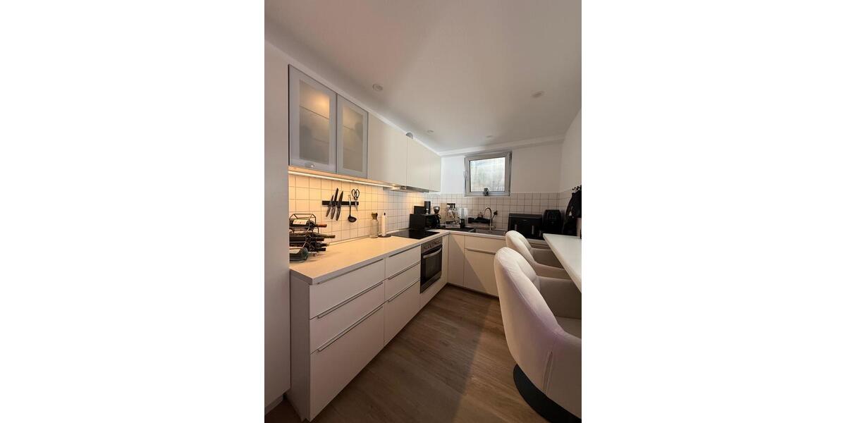 Etagenwohnung Frankfurt am Main Oberrad - 2 Zimmer, 82 m&sup2;, 1.240&euro; | Angebot:26479818