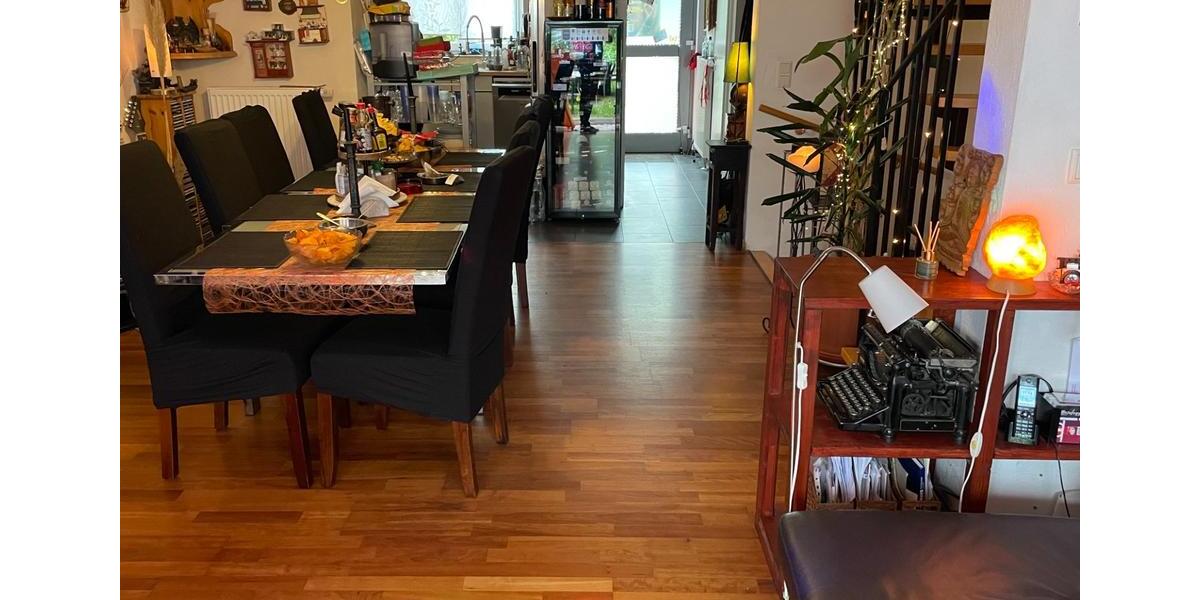 Reihenhaus in Frankfurt Preungesheim ohne Zeitdruck zu verkaufen 4 zimmer