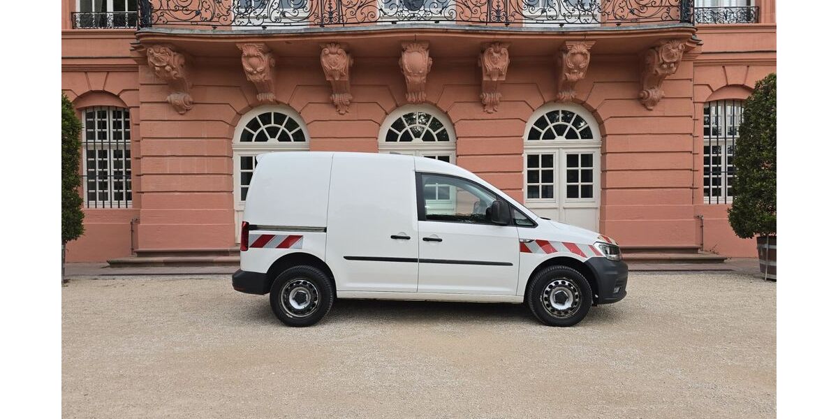 VW Caddy 99.992 km 14.799 &euro; Frankfurt 60322