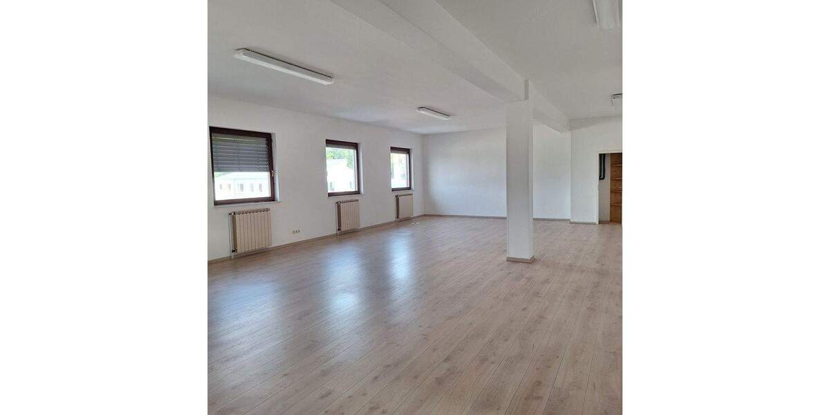 61381 Friedrichsdorf - Gewerbeobjekt (Büro- + Hallenflächen) ca. 1.440 m² Nfl., Areal rd. 3.300 m² zimmer