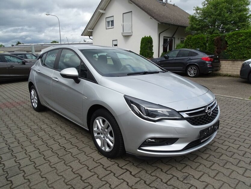 Astra 1,6 CDTI Edition Start/Stop Klima, Servo, AH