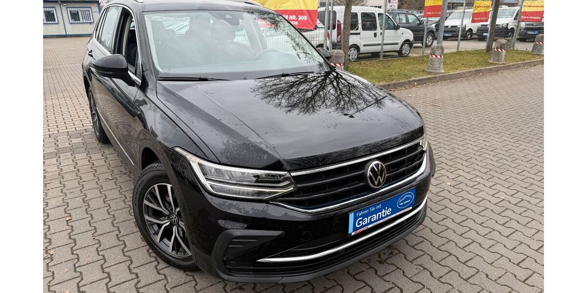 VW Tiguan 98.150 km 23.250 &euro; Offenbach 63071