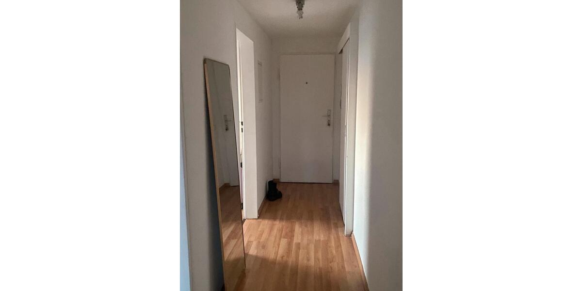 Dachgeschoßwohnung Frankfurt am Main West - 2 Zimmer, 48 m&sup2;, 610&euro; | Angebot:24860512