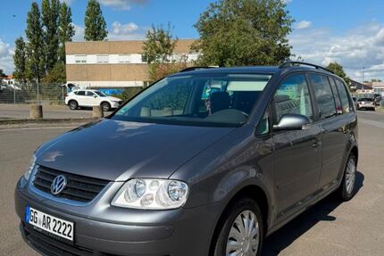 VW Touran 160.000 km 5.500 &euro; Königstein im Taunus 61462