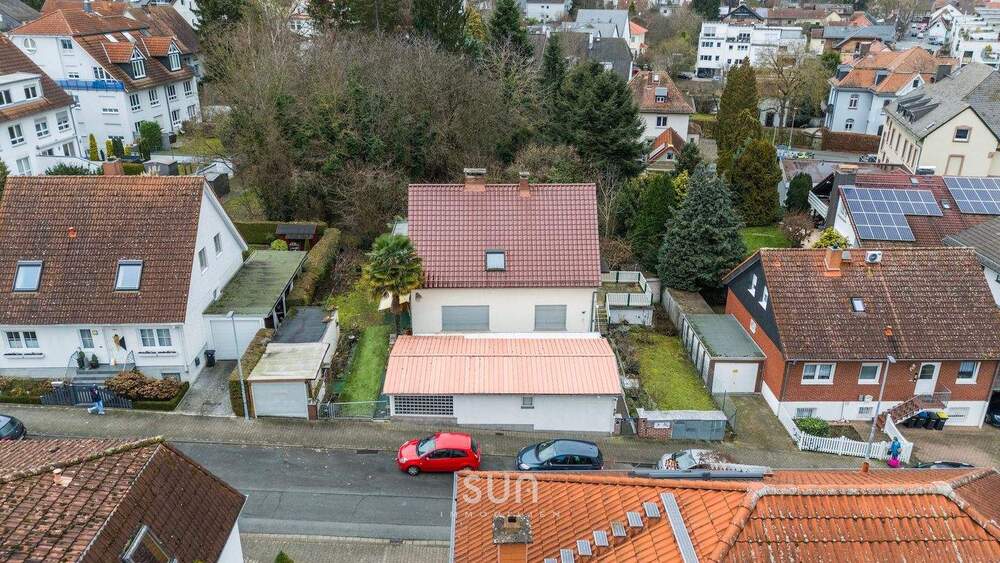 Einfamilienhaus Friedrichsdorf - 9 Zimmer, 214 m&sup2;, 699.000&euro; | Angebot:25772895