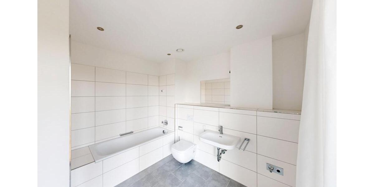 Etagenwohnung Frankfurt am Main Bockenheim - 4 Zimmer, 130 m&sup2;, 2.480&euro; | Angebot:26096581