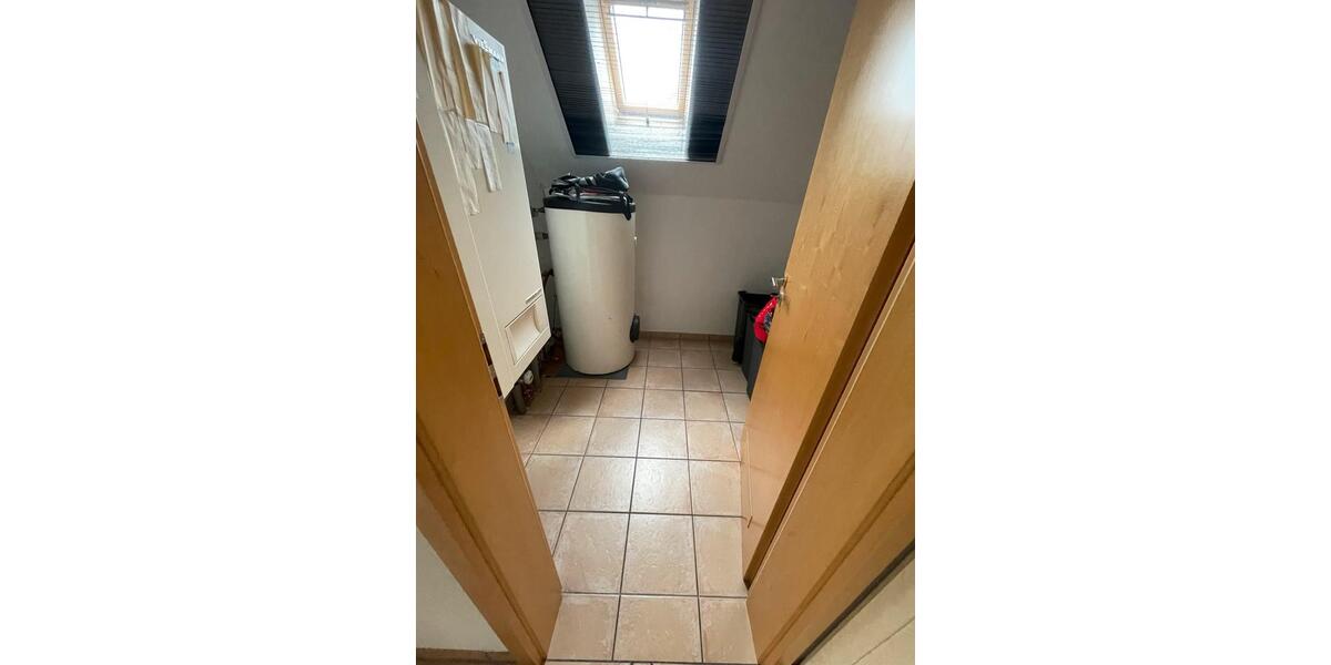 Maisonette 5 Zimmer Wohnung in Schwalbach am Taunus 5 zimmer