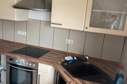 4,5 Zimmer Küche Bad Wohnung 1.OG 5 zimmer