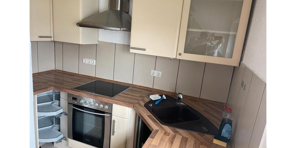 4,5 Zimmer Küche Bad Wohnung 1.OG 5 zimmer