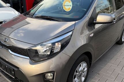 Kia Picanto 49.669 km 9.999 &euro; FRANKFURT AM MAIN 60488