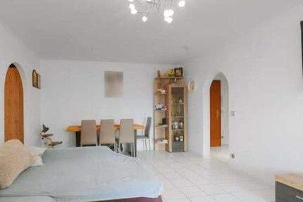 Wohnung Frankfurt am Main Eckenheim - 3 Zimmer, 84 m&sup2;, 380.000&euro; | Angebot:25389892