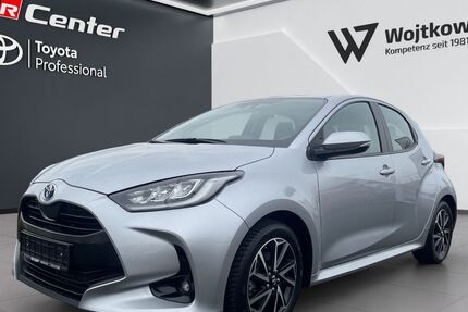 Toyota Yaris 12.500 km 19.480 &euro; Friedberg 61169