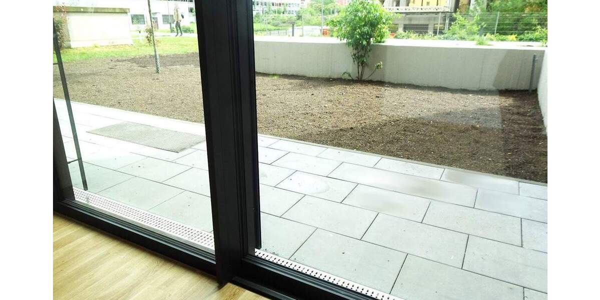 Terrassenwohnung Frankfurt am Main Schwanheim - 3 Zimmer, 104 m&sup2;, 1.900&euro; | Angebot:25815069