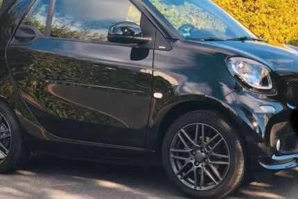 Smart ForTwo 48.900 km 19.350 &euro; Frankfurt am Main 60325