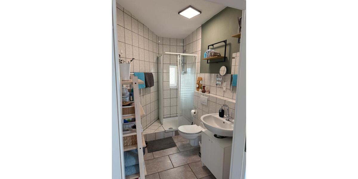 Etagenwohnung Frankfurt am Main Nied - 2.5 Zimmer, 67 m&sup2;, 860&euro; | Angebot:26084919