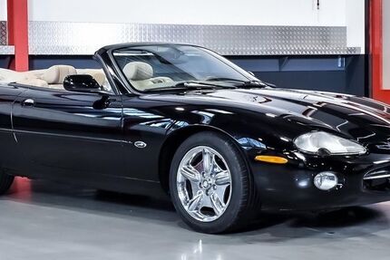 Jaguar XK8 121.767 km 7.899 € Frankfurt am Main 60529