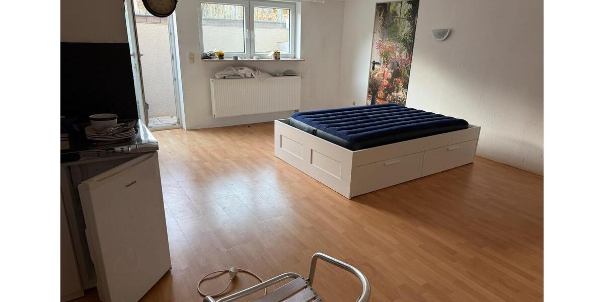 1 Zimmer Wochenendheimfahrer o. Büro 1 zimmer