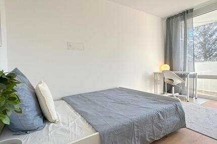 Letztes ***WG-ZimmerRoom in a SHARED FLAT*** frei !!! Schöne 4-er WG zimmer