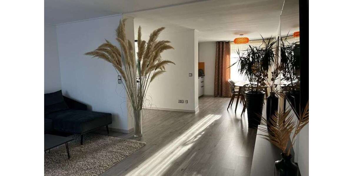 Etagenwohnung Frankfurt West - 3 Zimmer, 106 m&sup2;, 1.750&euro; | Angebot:24655925