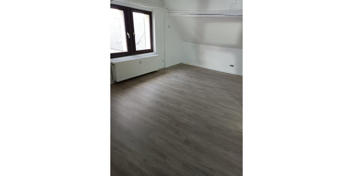 Dachgeschoßwohnung Darmstadt Arheilgen - 1 Zimmer, 32 m&sup2;, 575&euro; | Angebot:25332197