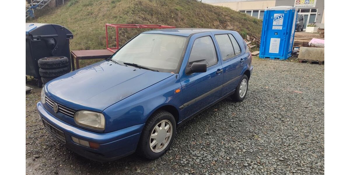 VW Golf 137.000 km 1.600 &euro; Westerfeld 61267