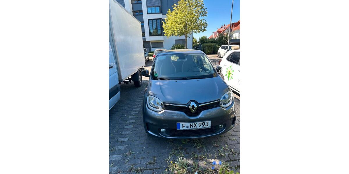 Renault Twingo 67.972 km 7.800 &euro; FRANKFURT 60437