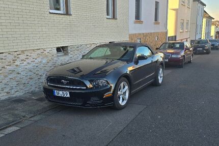 Ford Mustang 128.500 km 17.500 € Obertshausen 63179