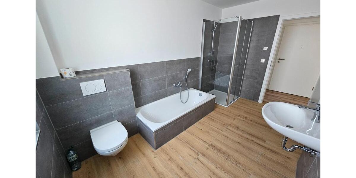 Maisonettenwohnung Mörfelden-Walldorf Walldorf - 5 Zimmer, 170 m&sup2;, 2.700&euro; | Angebot:27566745