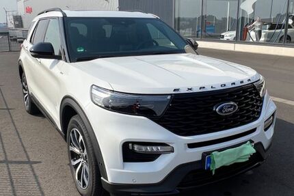 Ford Explorer 33.400 km 45.900 &euro; Hammersbach 63546