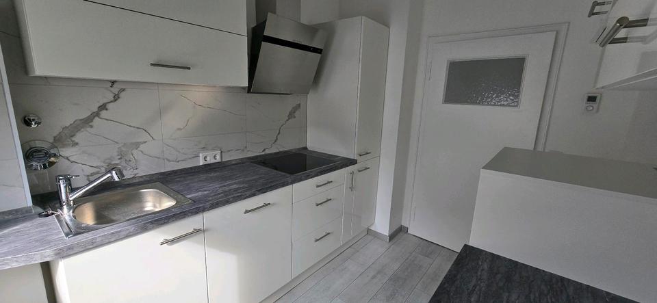 Dachgeschoßwohnung Hanau Lamboy - 2.5 Zimmer, 45 m&sup2;, 750&euro; | Angebot:25636427