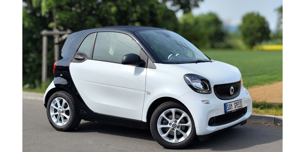 Smart ForTwo 83.800 km 6.899 &euro; Liederbach 65835