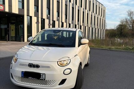 Fiat 500e 26.000 km 15.000 &euro; Offenbach am Main 63067