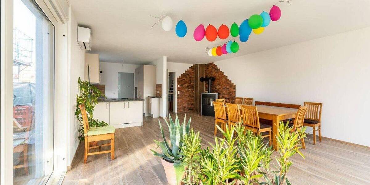 Doppelhaushälfte Neuberg Ravolzhausen - 5 Zimmer, 155 m&sup2;, 2.200&euro; | Angebot:26879405