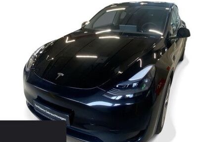 Tesla Model Y 83.743 km 28.300 &euro; Hanau 63457