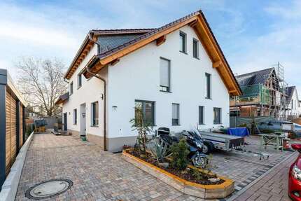 Haus Neuberg - 5 Zimmer, 155 m&sup2;, 2.200&euro; | Angebot:26884572