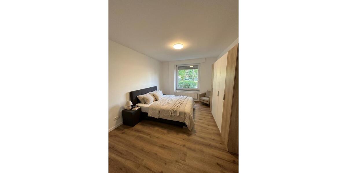 Hochparterre Frankfurt am Main Bockenheim - 4 Zimmer, 80 m&sup2;, 299.000&euro; | Angebot:27262859